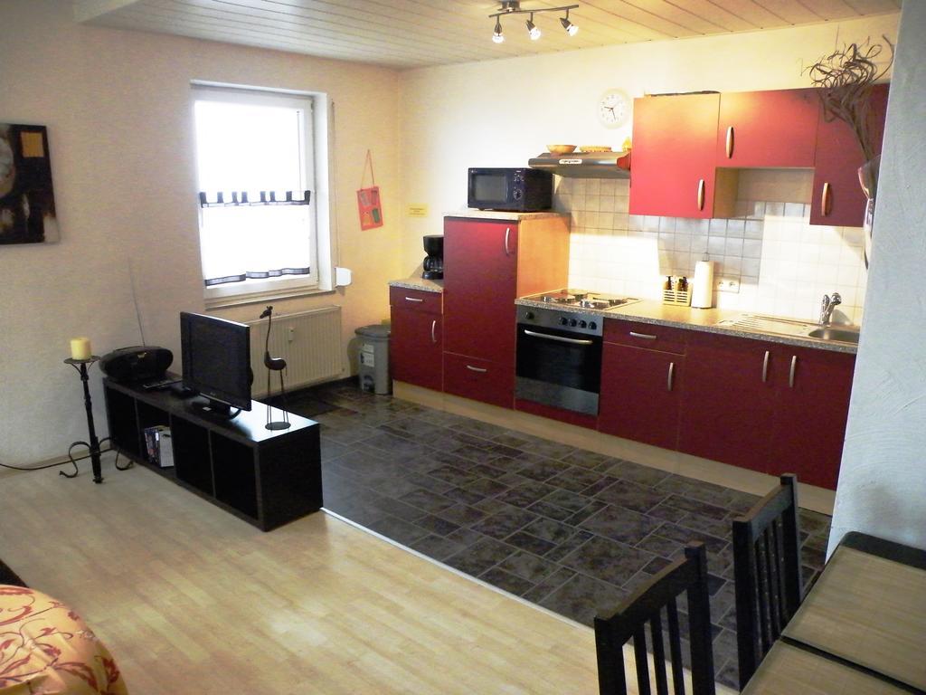 Haus Bahlo - Ferienwohnungen Attendorn Kamer foto